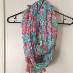 Lilly Pulitzer infinity scarf [$5 when bundled]